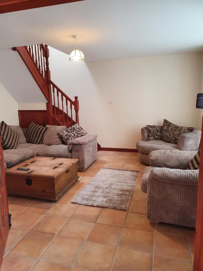 Stabl yr Nant Villa Pentrefoelas Bagian luar foto